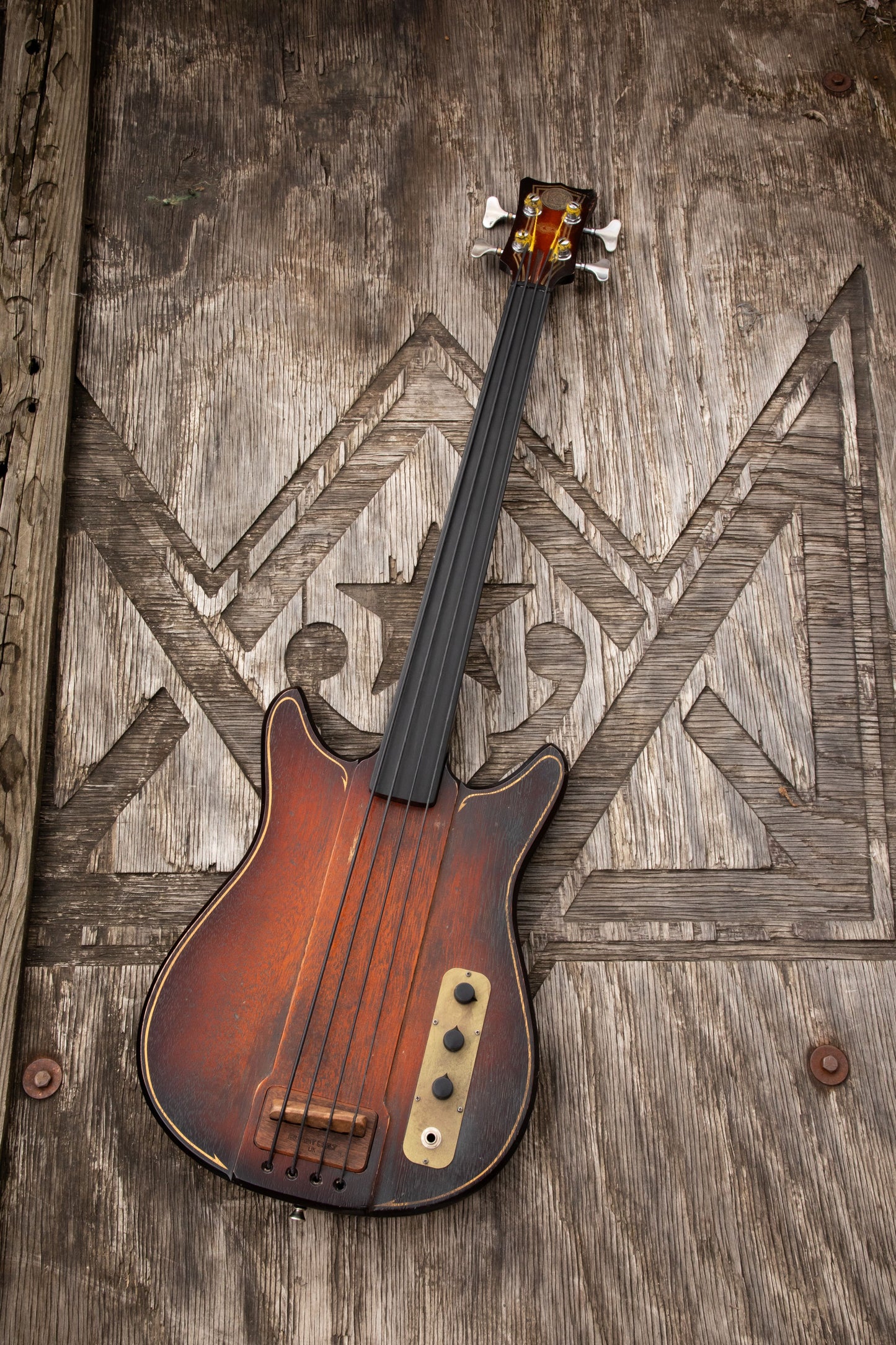 The Gateway Fretless Bass