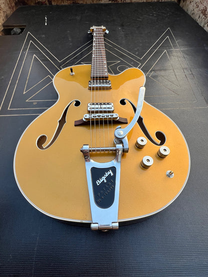 Vintage Gold Batavia Electric Guitar